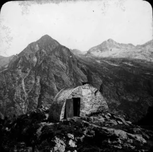 Photo 18 Hut on Mountain